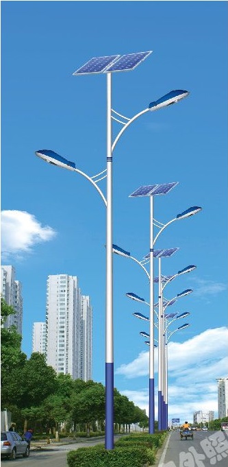 8-12米蓝色A字臂LED双灯头太阳能路