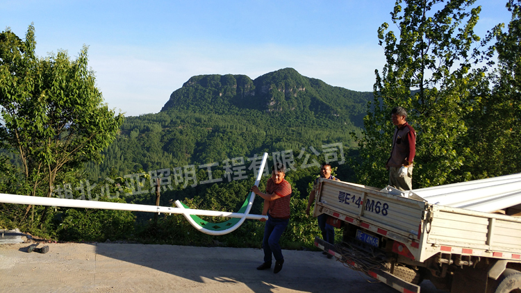 宜昌下堡坪九山村太阳能路灯照明项目