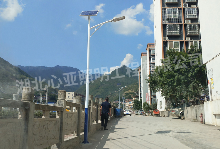 重庆奉节县薜家小院太阳能照明项目